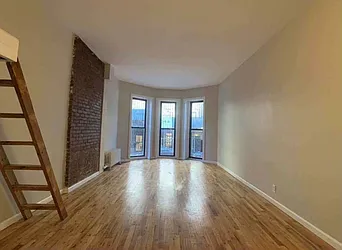 Rented by Tourma Realty LLC