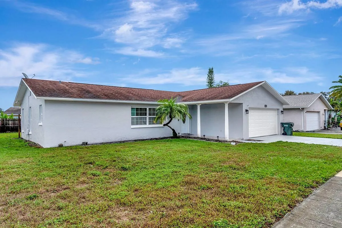 3 bed, 1600 sqft, $3,400 — Photo 2