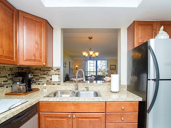 4th image of 2617 Cove Cay Dr Unit 202