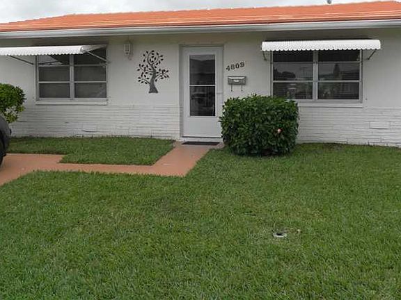 2nd image of 4809 NW 42nd Ave