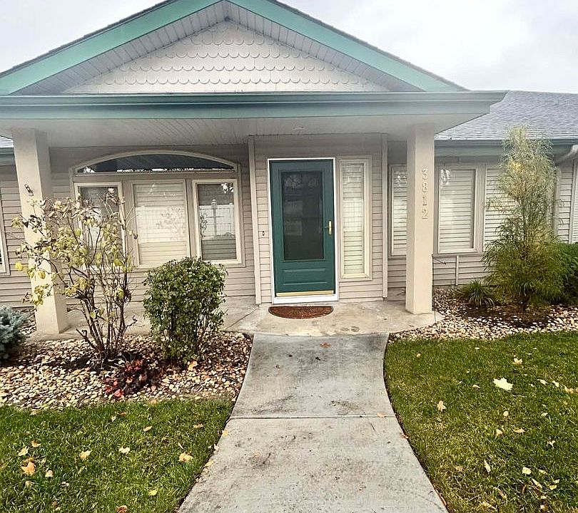 1st image of 3812 N Bayou Ln