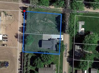 505 S Cherry St, Inwood, IA 51240