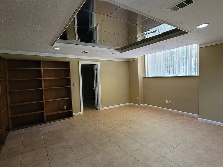 5005 Johns Creek Ct — Photo 14