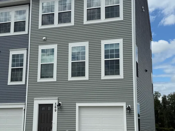369 Willowshire Ct, Waynesboro, VA 22980
