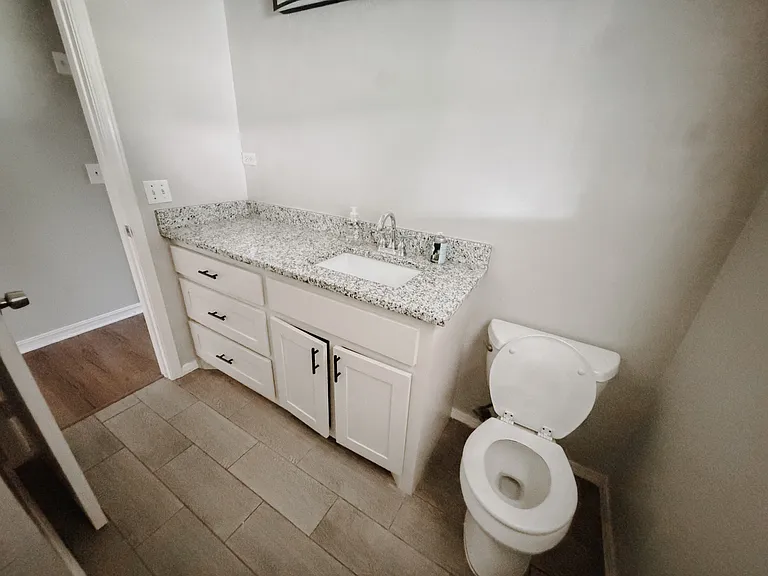 6336 N Hammond Ave — Photo 13