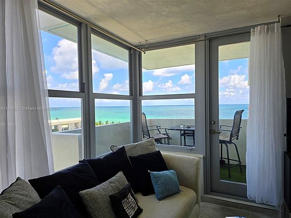 3rd image of 2899 Collins Ave APT 1021