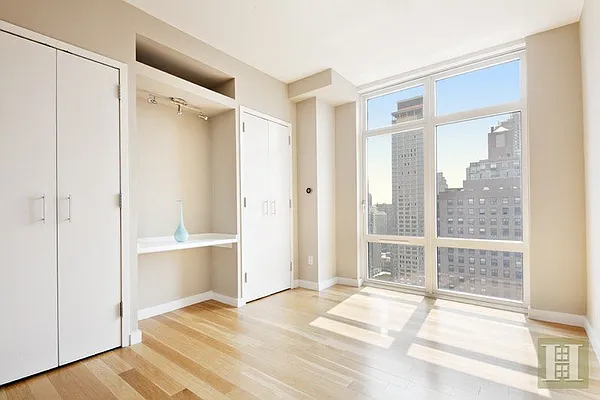 Rented by Halstead Real Estate | media 5