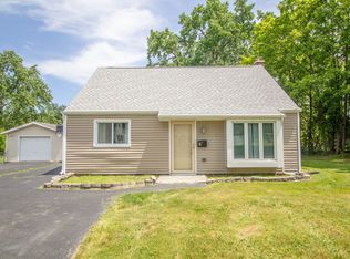 1 Charles Rd, Latham, NY 12110