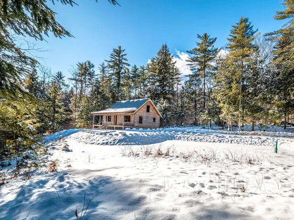 8 Robbins Hill Road, Chatham, NH 04813