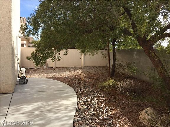 3rd image of 8921 Sparkling Creek Ave