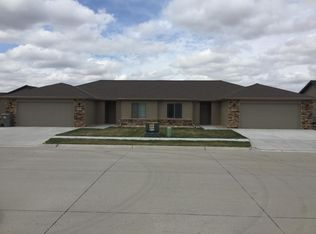 2210 Sunrise Ave, Grand Island, NE 68803