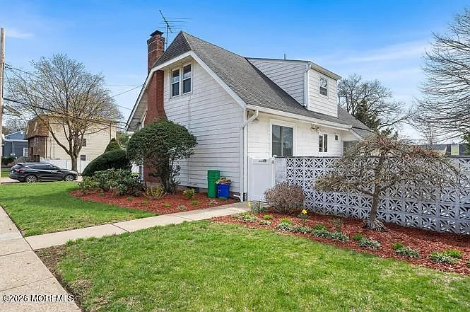 121 Summit Ave — Photo 32