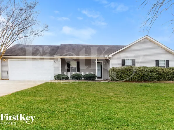128 Greenleaf Dr, Hampton, GA 30228