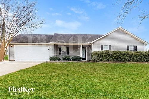 128 Greenleaf Dr Photo 1