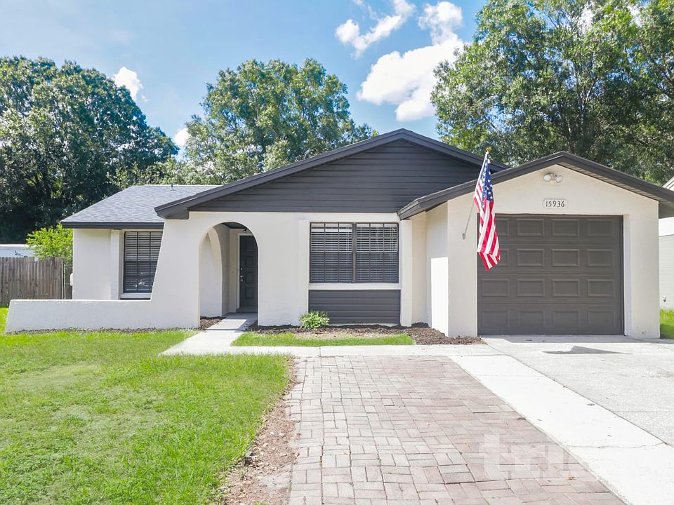 1st image of 15936 Winding Dr
