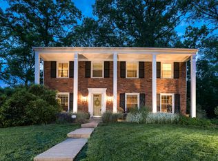 451 Wicksworth Ln, Saint Louis, MO