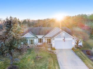 6032 Pottawatomie Ridge Dr, Hamilton, MI 49419