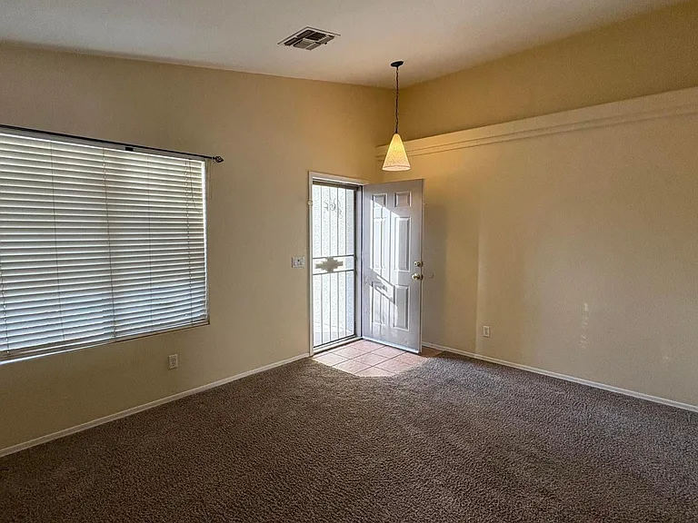 13002 W Hearn Rd — Photo 5