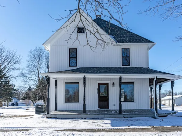 102 S Chestnut St, Shannon, IL 61078