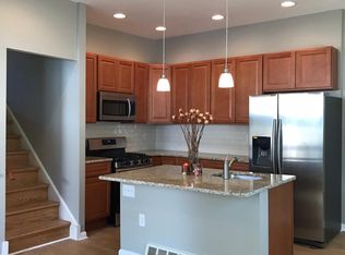 2965 Thunderhead Rd, Abington, PA 19001