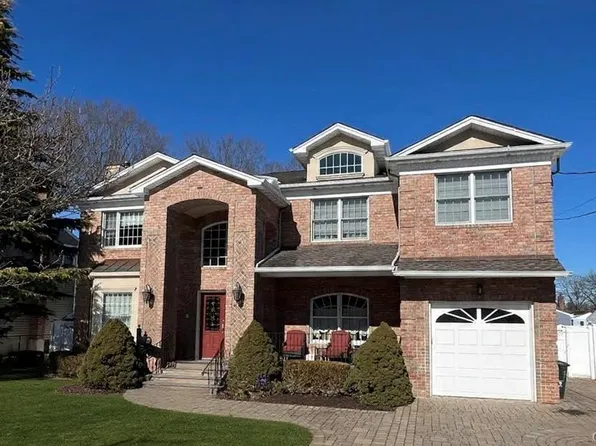 3683 Orchard Road, Wantagh, NY 11793