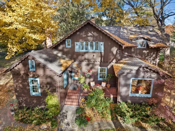 1150 West Riverview DRIVE, Glendale, WI 53209