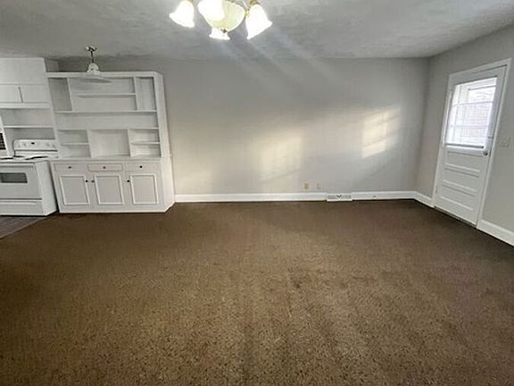 5th image of 508 W Main St #A