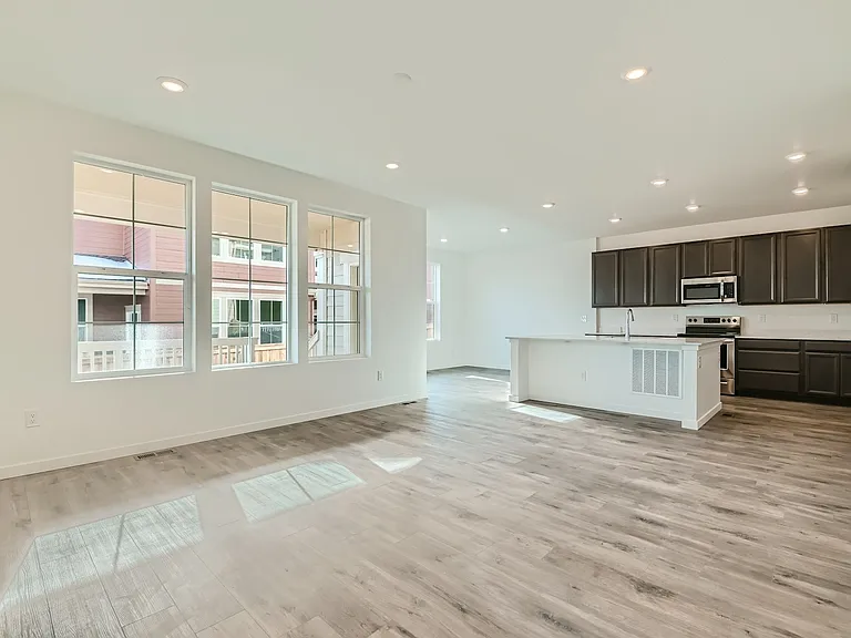 628 Acorn Pl — Photo 9