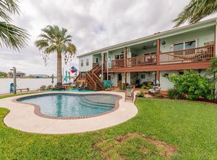 5 Oyster, Rockport, TX 78382