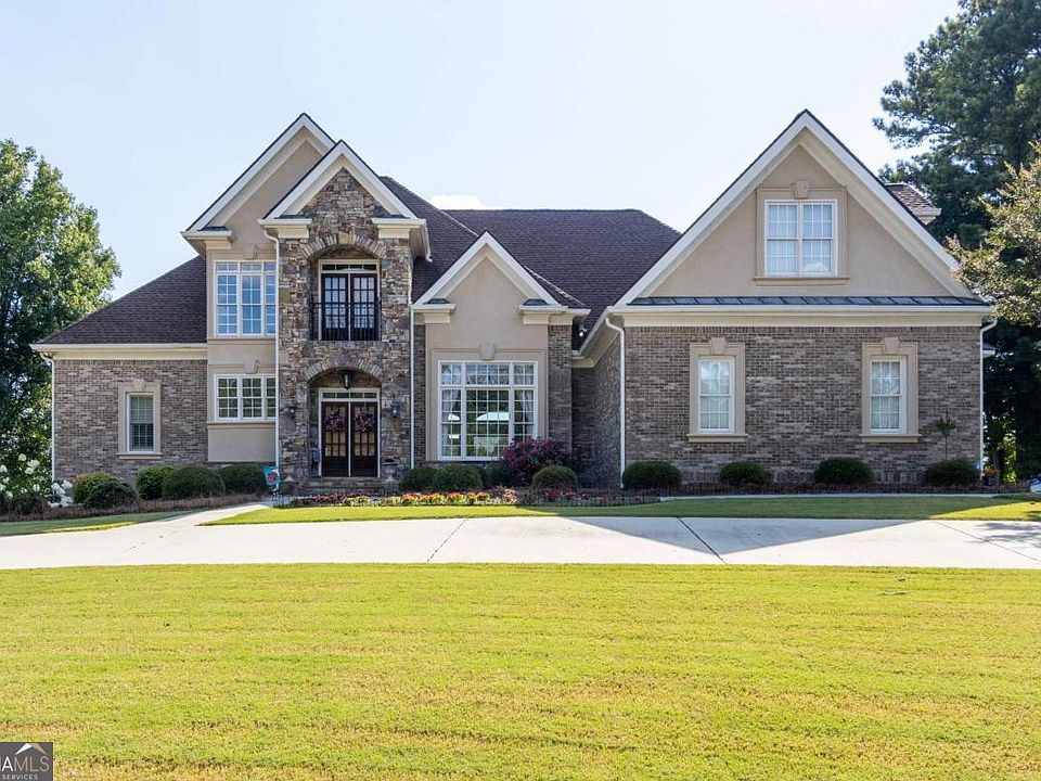 1st image of 105 Muirfield Way