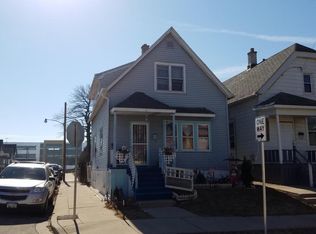 551 W Arthur Ave, Milwaukee, WI 53207
