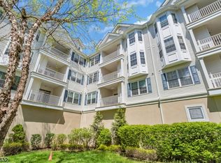 175 Rochelle Ave UNIT 316, Rochelle Park, NJ 07662