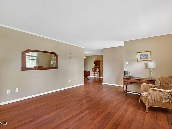 3rd image of 7401 Palmyra Dr
