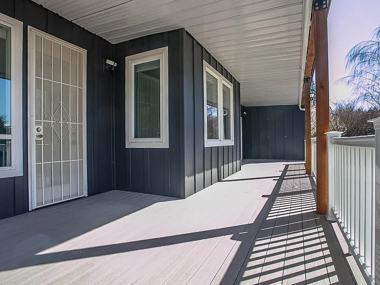 154 Palos Verdes — Photo 21