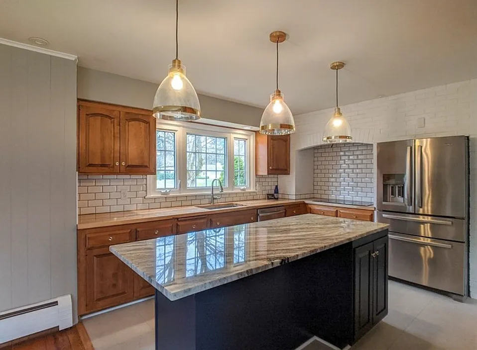 38 Huntington Mdw - 1 — Photo 3