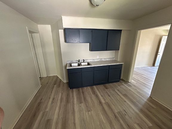 5th image of 400 N 6th St
