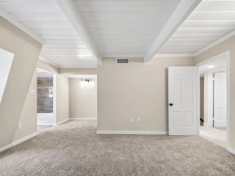 5328 Brownway St #B15 — Photo 15