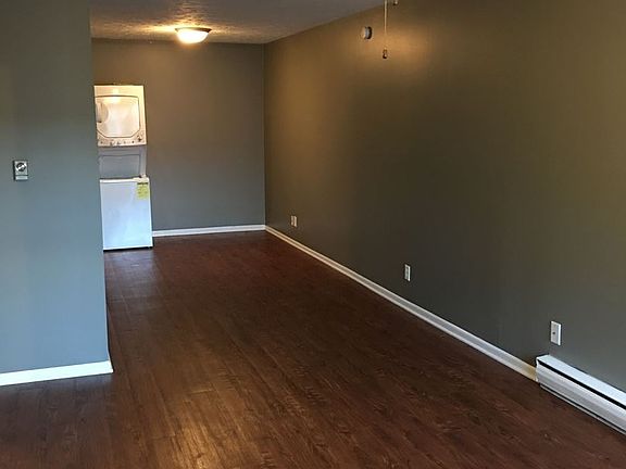4th image of 1031 Holloway St APT 3