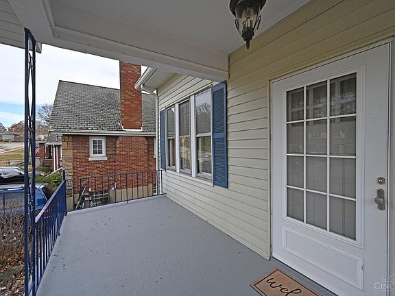 3rd image of 2911 Kling Ave