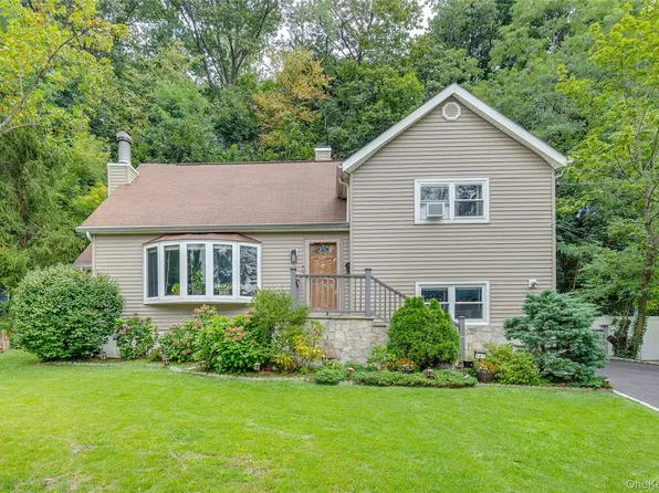 142 Pembrook Drive, Yonkers, NY 10710