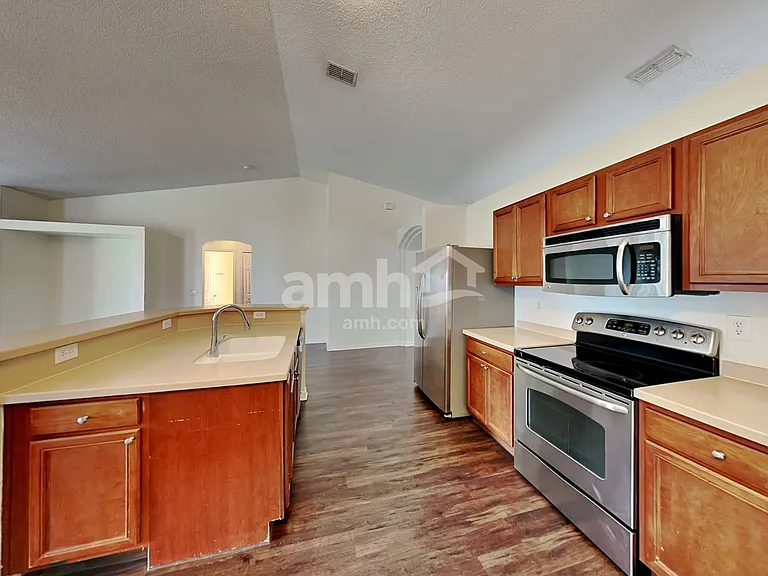 1234 SW Alesio Ln — Photo 3