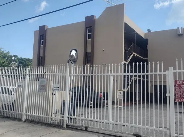 652 NW 3rd St APT 305, Miami, FL 33128