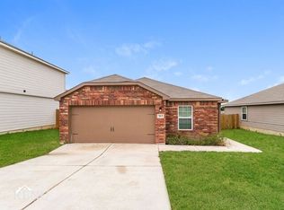 313 Silvercrest Ln, Jarrell, TX 76537