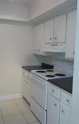 5th image of 6540 NE 18th Ave APT 207