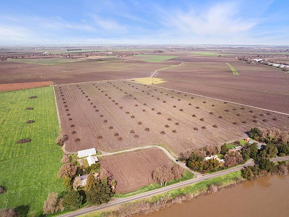 5th image of 39670 S River Rd