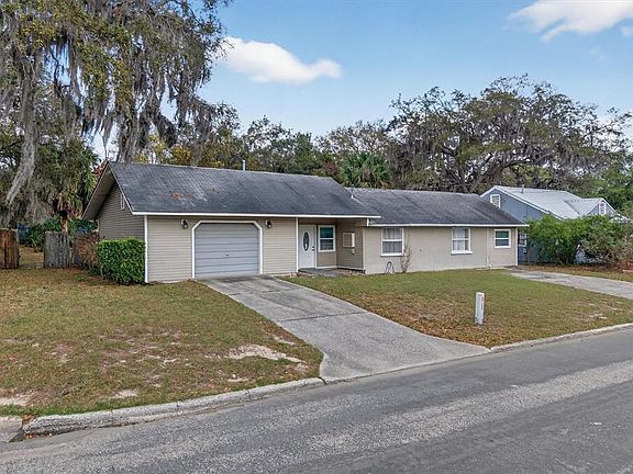 3rd image of 1109 E 8th Ave