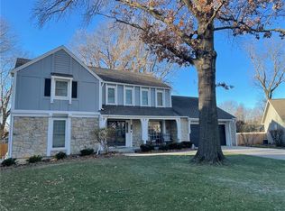 7920 Rosehill Rd, Lenexa, KS 66215