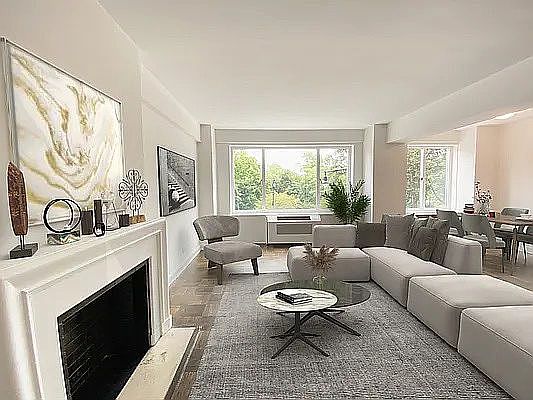 1st image of 40 Central Park S APT 3C