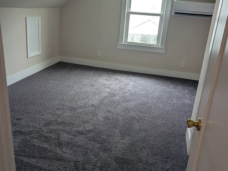 1329 George Washington Hwy N — Photo 11