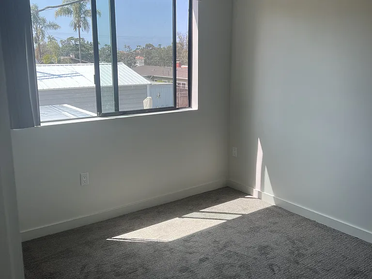 4024 Ibis St #D — Photo 8